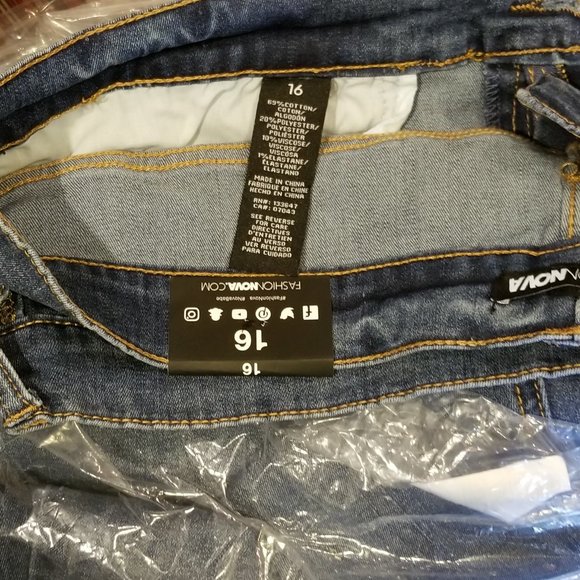 🌟NWT 🆕️‼ Stretch Skinny Jeans - Picture 8 of 8